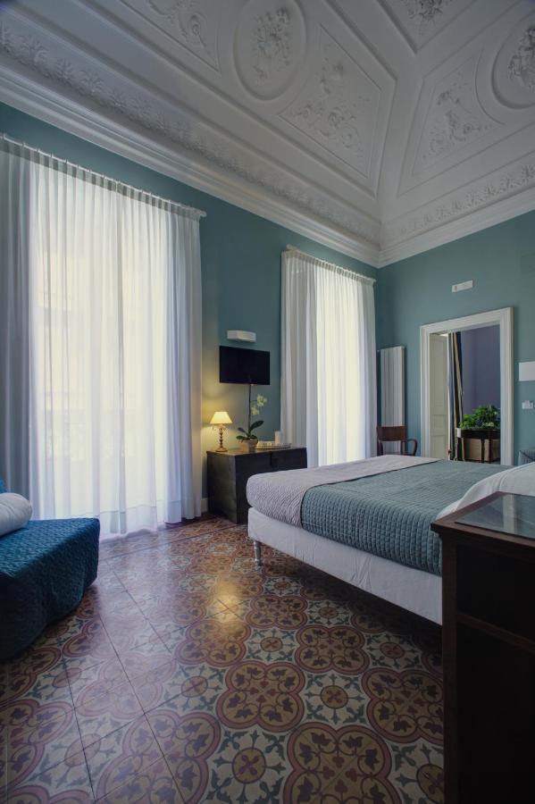 Palazzo Pastura B&B And Apartments Катанія Екстер'єр фото