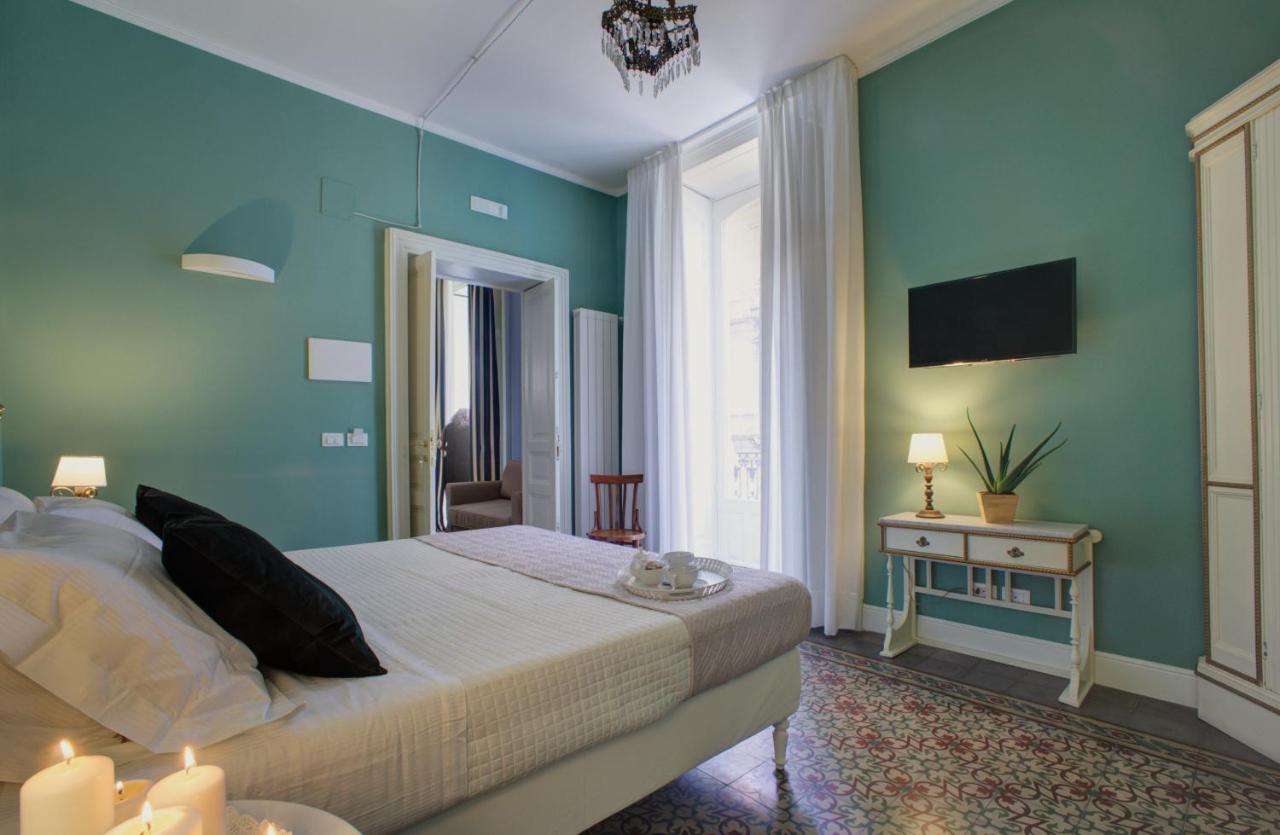 Palazzo Pastura B&B And Apartments Катанія Екстер'єр фото