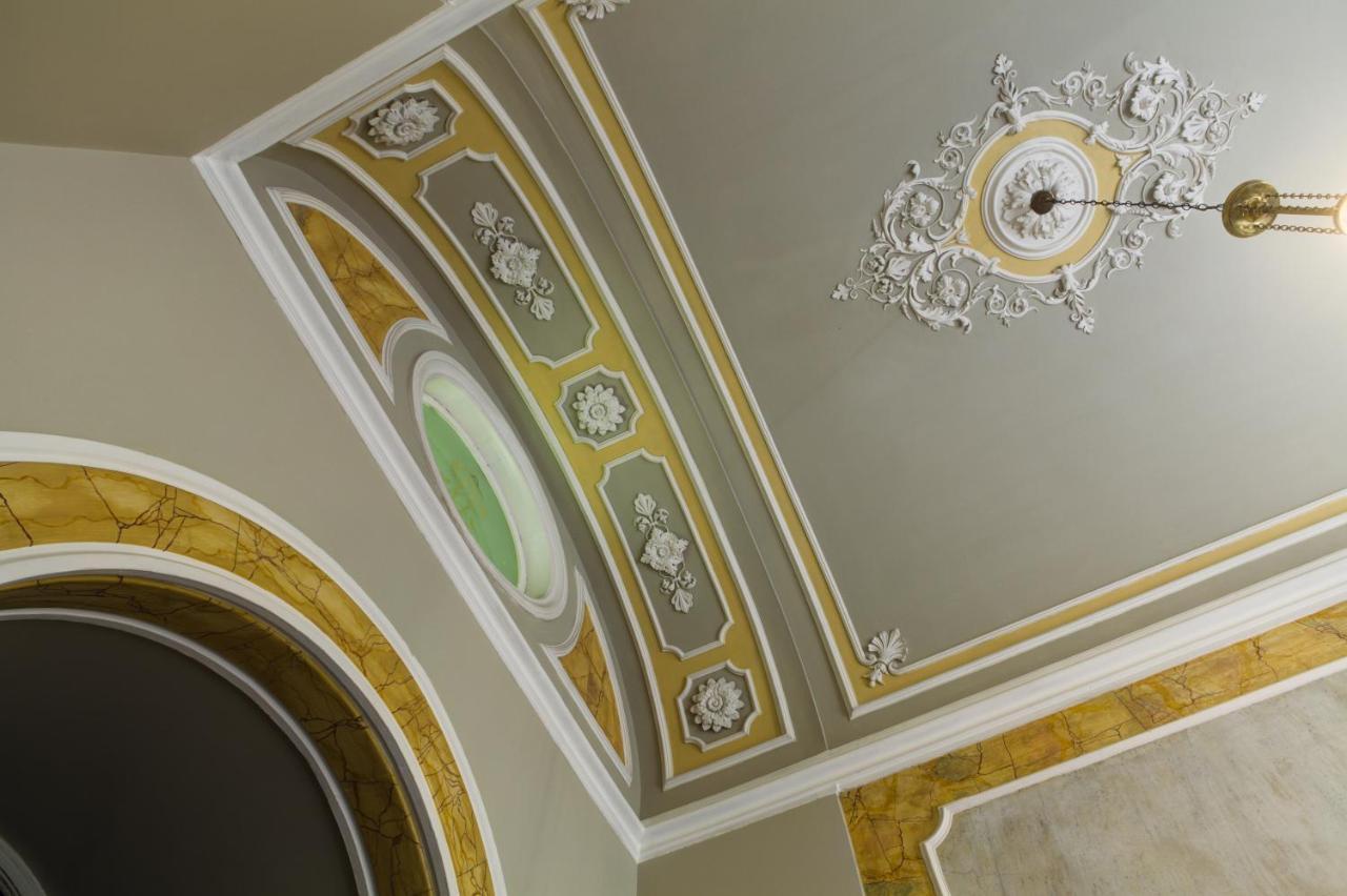 Palazzo Pastura B&B And Apartments Катанія Екстер'єр фото